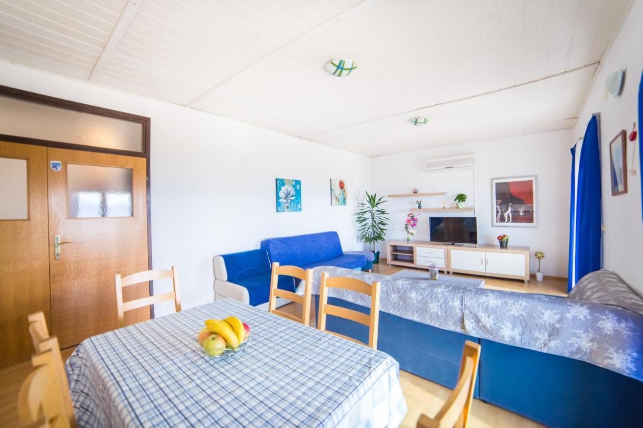 Apartment Jadranka Brist Dış mekan fotoğraf